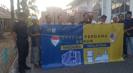 PT ESM Ekspor Rokok King Djava ke Malaysia